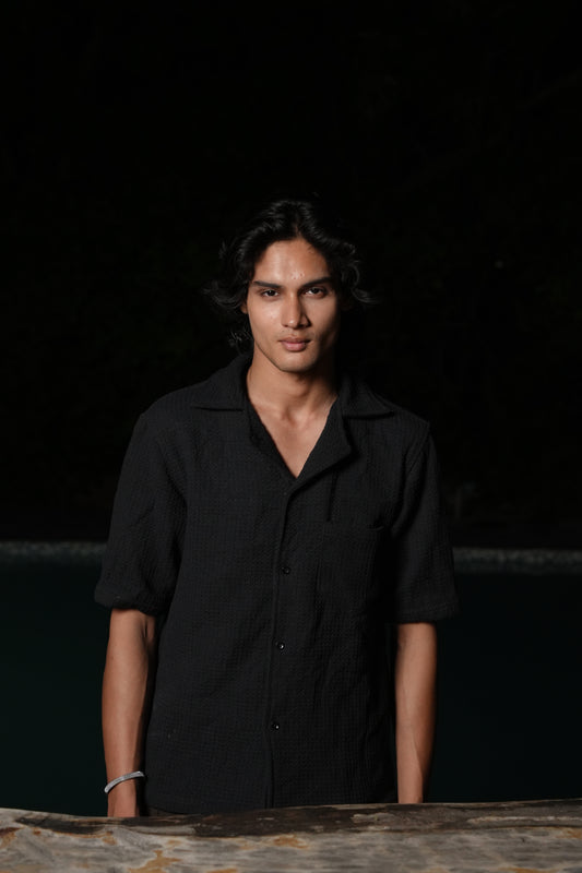 Black textured shirt